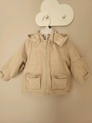 Unisex jacket for 18 months like new, beige