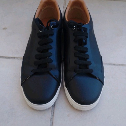 Zara premium sneakers like new, leather, size 42