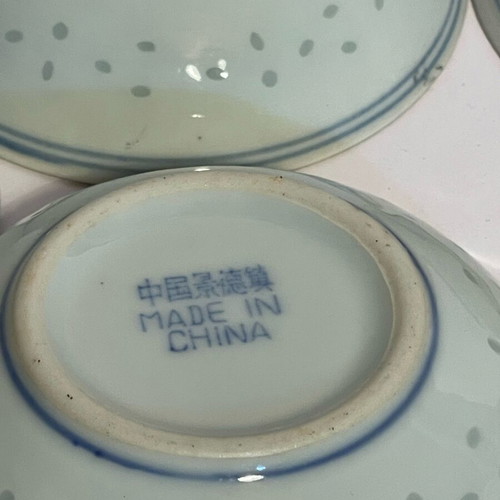 Set of 7 porcelain Chinese plates and spoons like new