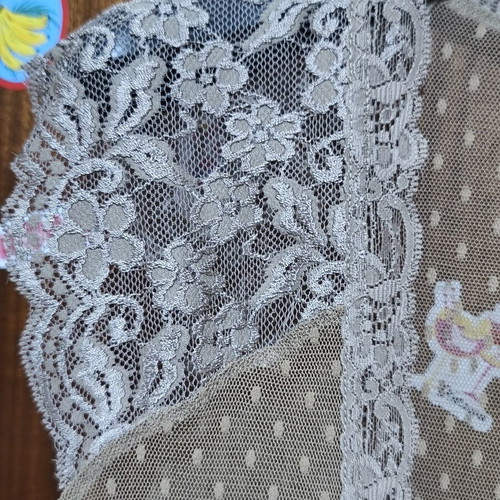 Lace Top beige size M used, like new