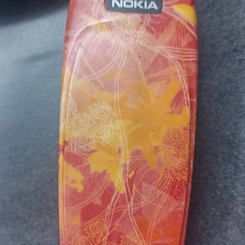 Nokia 3310 vintage with Y2K art Xpress-on cover used