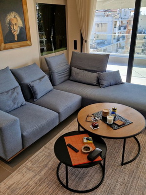 Corner sofa like new