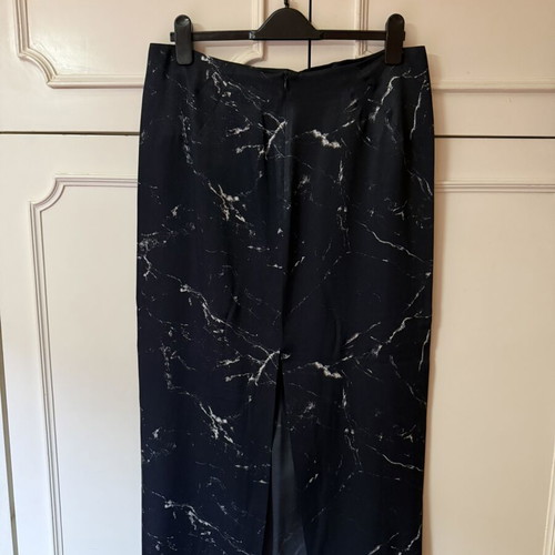 Zara midi satin skirt with marble print, like new, black, size L