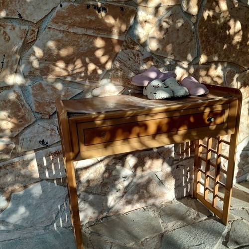 Vintage console table used, needs repair and painting, with drawer