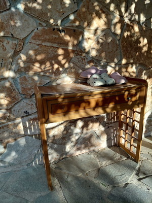 Vintage console table used, needs repair and painting, with drawer