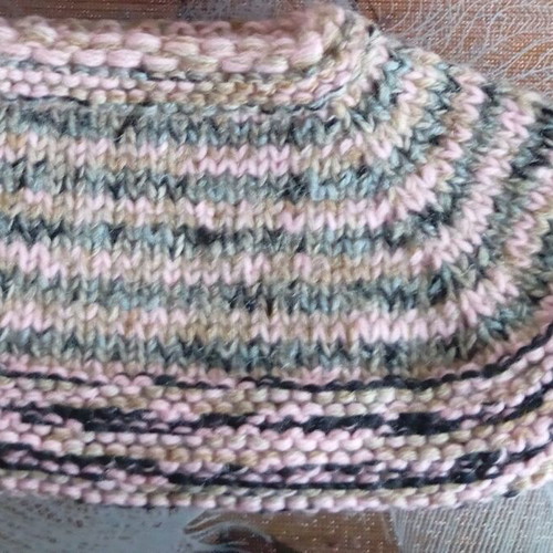 Hand-knitted slippers new, size 35-38, various colors