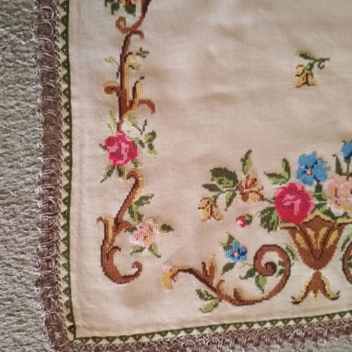 Set of 2 vintage embroidered table runners used