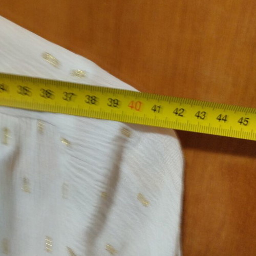 Zara white shirt with gold metallic details used, size S