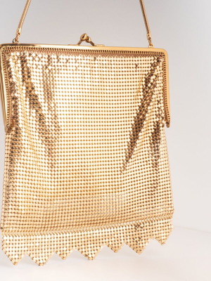 Vintage Whiting & Davis Style Gold Metal Mesh Evening Bag used