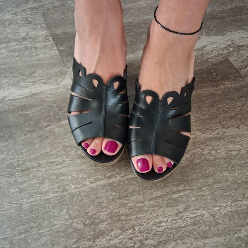 Kokka leather platform sandals like new, size 40, black