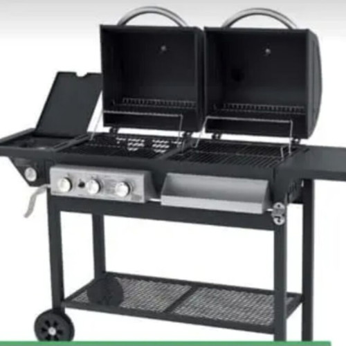 Gas and Charcoal Grill with PetroGaz Burner used