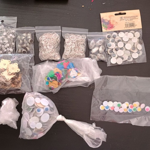 Craft supplies set used, Kyra No 5