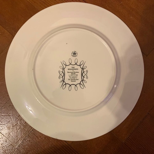 Murillo decorative plate like new, 27 cm diameter
