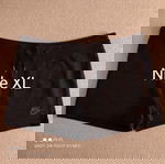  Μαύρο σορτσάκι