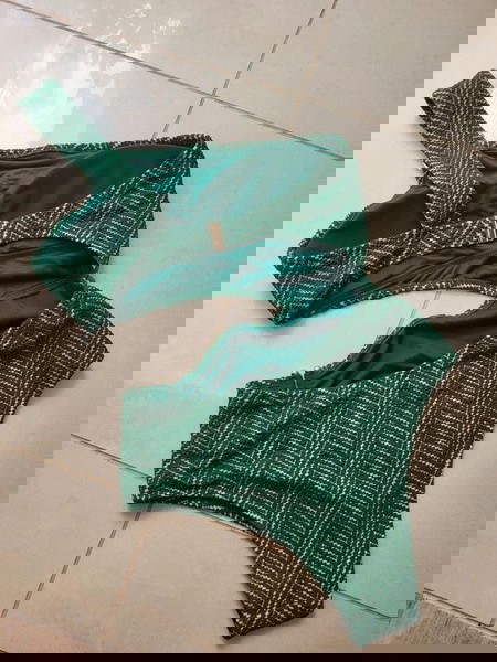 Ολόσωμο μαγιό Oysho medium swimsuit