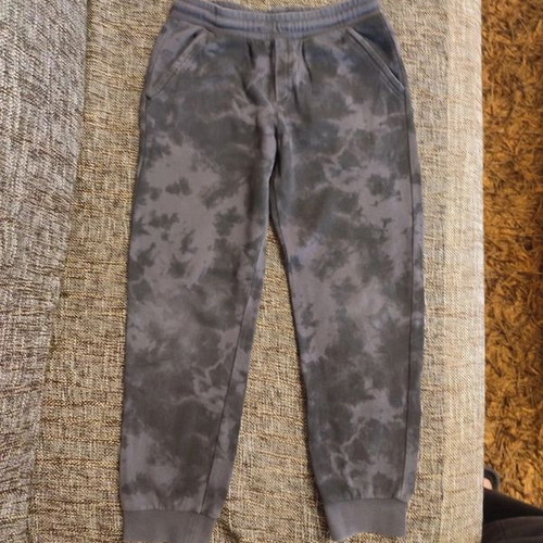 Little Kids Set of 3 Used Children's Tracksuits for Ages 7-9