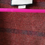 Gucci vest like new, red