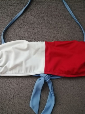 Tommy Hilfiger women's bandeau bikini top XS, white red light blue