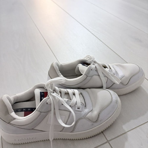 Tommy Jeans Sneakers used, size 38, white unisex sport shoes