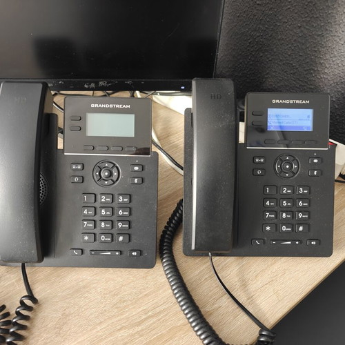 Grandstream GRP2602 wired IP phone, black, set of 2