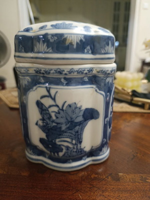 Decorative vase