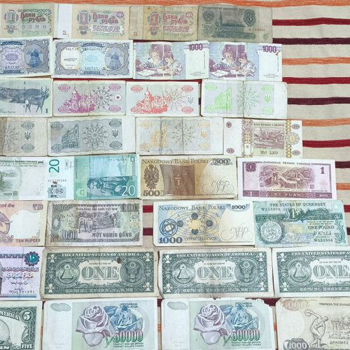 Used banknotes from various countries
