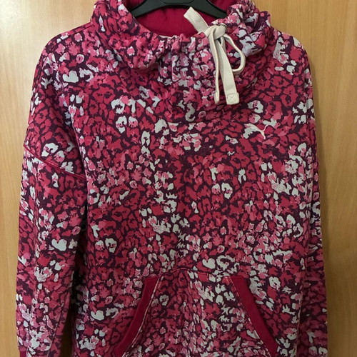 Puma sweatshirt like new, colorful, collectible, size S