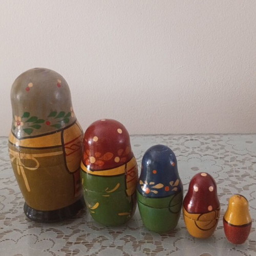 Russian handmade nesting wooden babushka set of 5 used