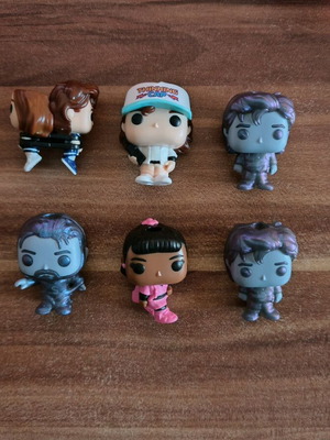 Φιγούρες Stranger Things Kinder Joy Funko Pop καινούργιες