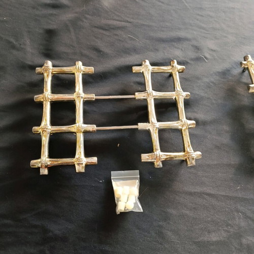 Vintage trivets with bamboo design for hot cookware, like new, set of 2