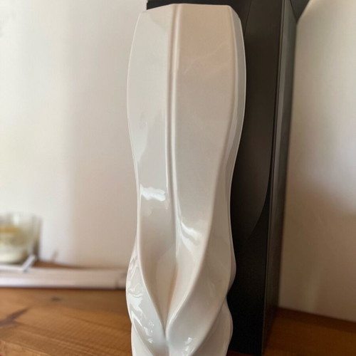 Braid Vase Zaha Hadid Design new, white porcelain 37cm