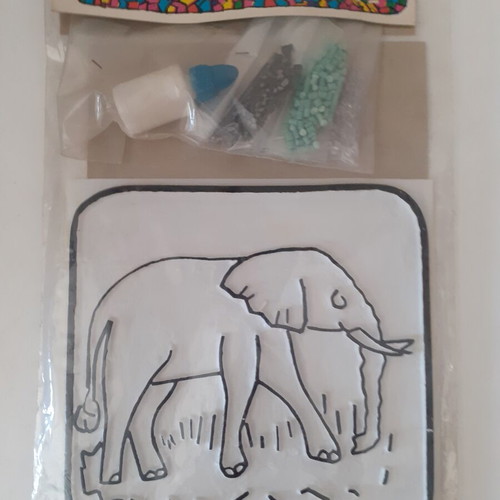 Closed Elpex Craft Kit from 70s-80s, new