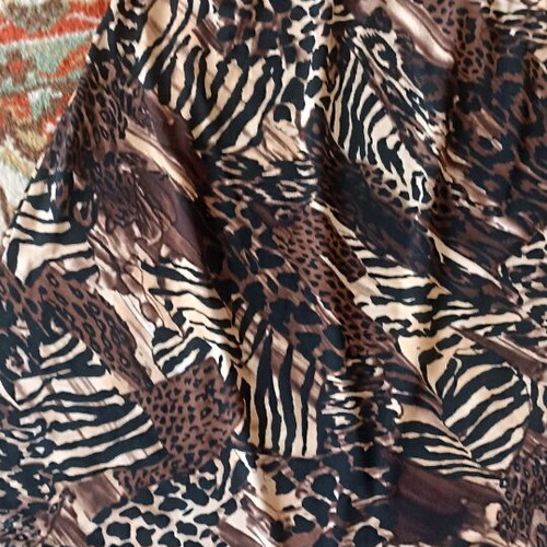 Animal print skirt large Susan Lawrence like new, brown multicolor