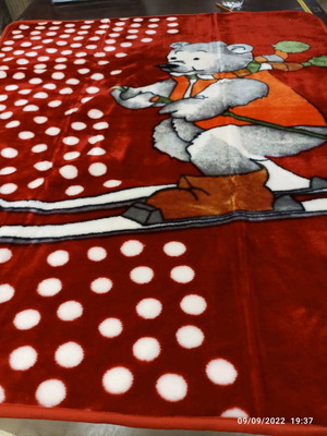 Baby crib blanket new, Spanish origin, soft plush