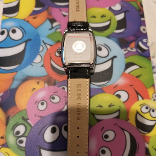 Eyki women's watch used with new battery