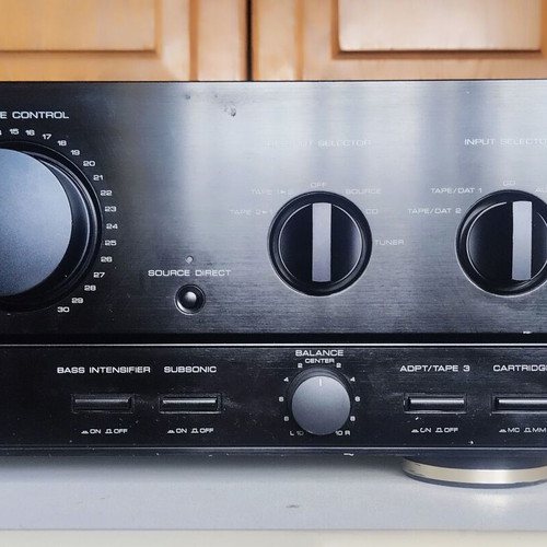 Kenwood KA-5010 amplifier used, made in Japan