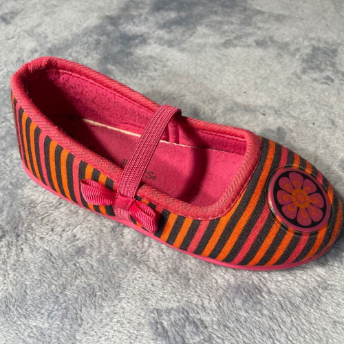 Saxo Blues Kids Slippers No 26 like new
