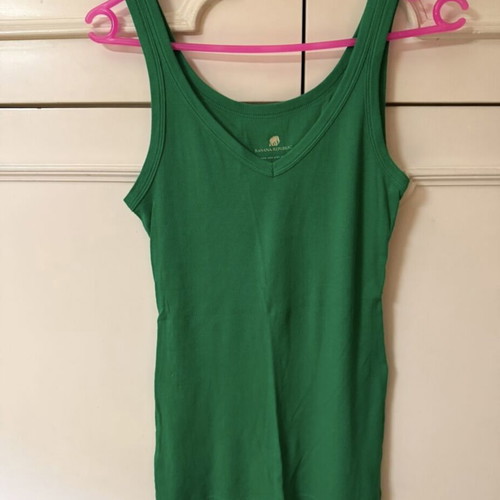 Banana Republic green ribbed sleeveless top