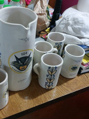 La Menora Spanish ceramic set in excellent condition