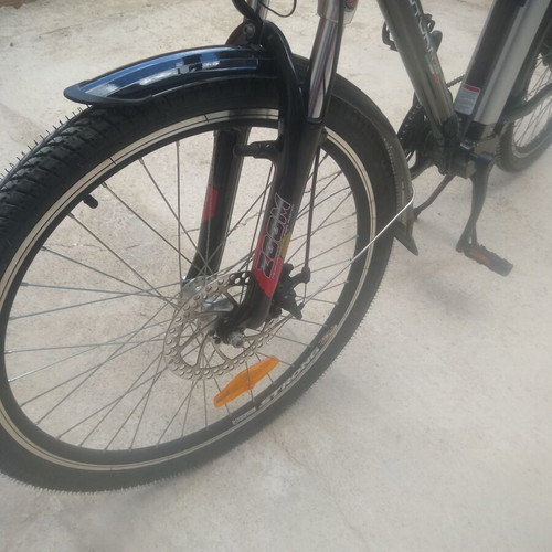 Futura Eco Electric City Bike 26 Inch wheels like new, 7 speeds, disc brakes
