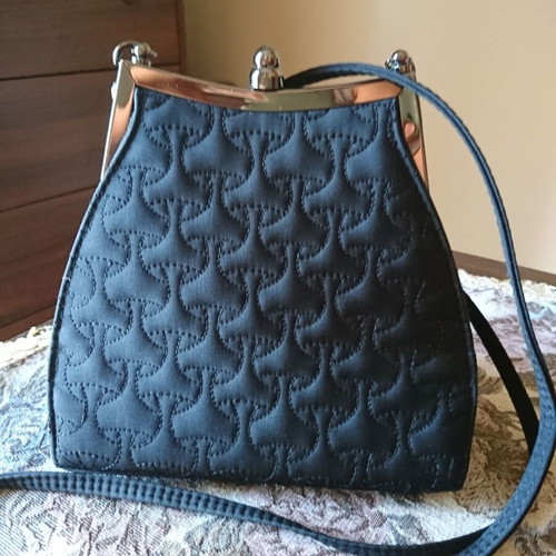 Evening bag C&S Cocco Sacco crossbody black like new with quilted design