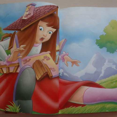 Children's book with 3 fairy tale stories like new