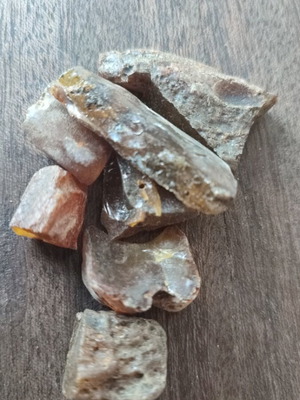 Amber like new 16 grams, low pressure, fragile, unprocessed