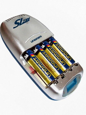 Φορτιστής Μπαταριών UNOMAT SL 2300 LCD σαν καινούργιος