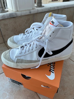 Nike Blazer Mid 77 Vintage μεταχειρισμένα, άσπρα, μέγεθος 46