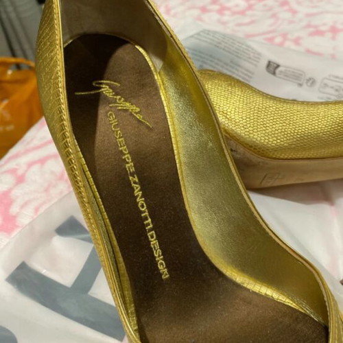 Giuseppe Zanotti Zambi Snake Eyes gold leather heels like new