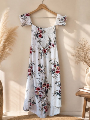 Dress new, size medium, white