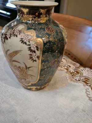 Vase with unique designs like new