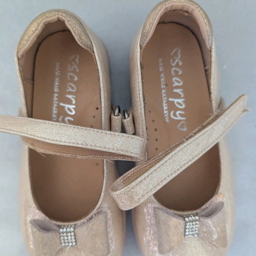 Scarpy ballerinas size 26 like new, gold color