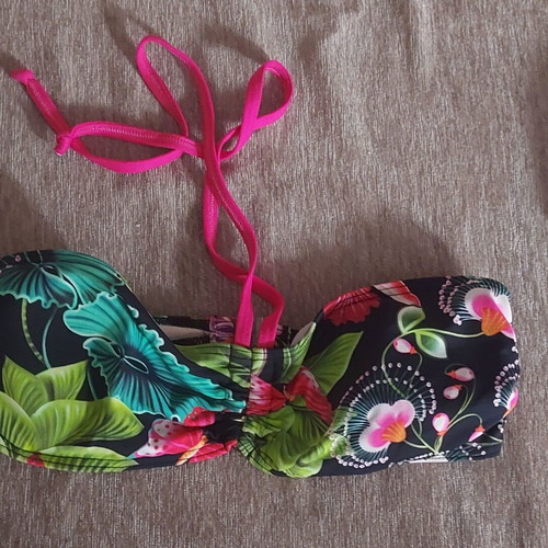 Top bikini size M pack of 3 used